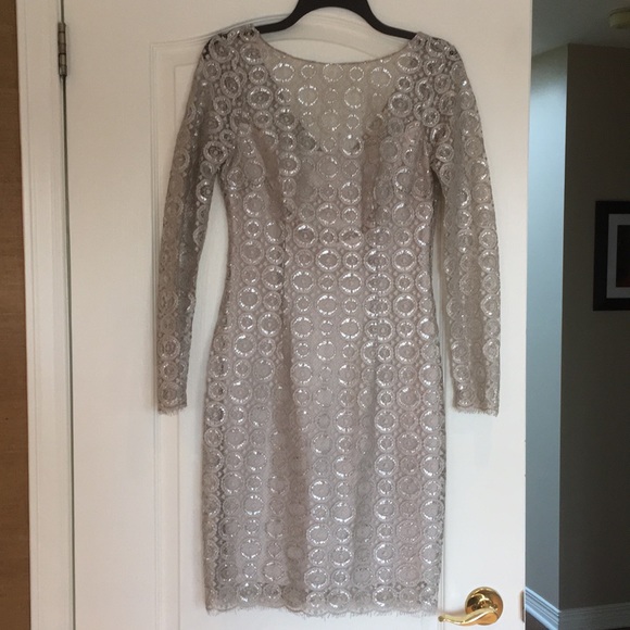 Beautiful lined Cocktail dress. - Picture 2 of 5